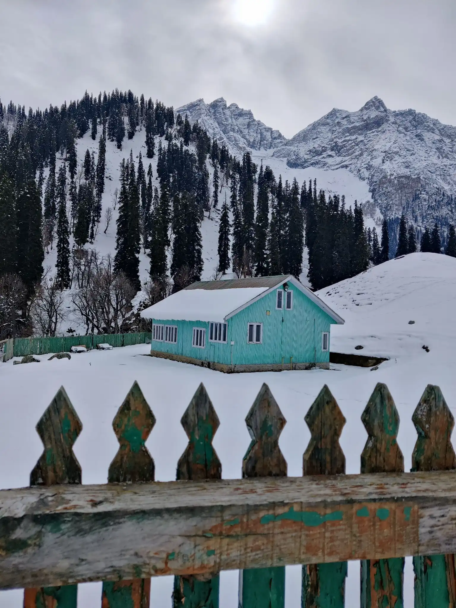 Srinagar & Pahalgam Group Tour – 4 Nights / 5 Days (6 Days incl. travel) group package to Jammu & Kashmir