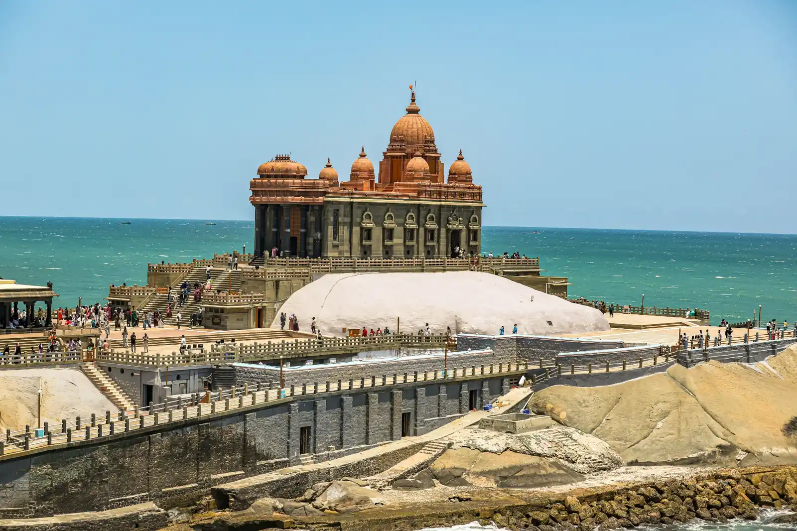 Kanyakumari Coastal Tour – 3 Nights / 4 Days family package to Tamil Nadu